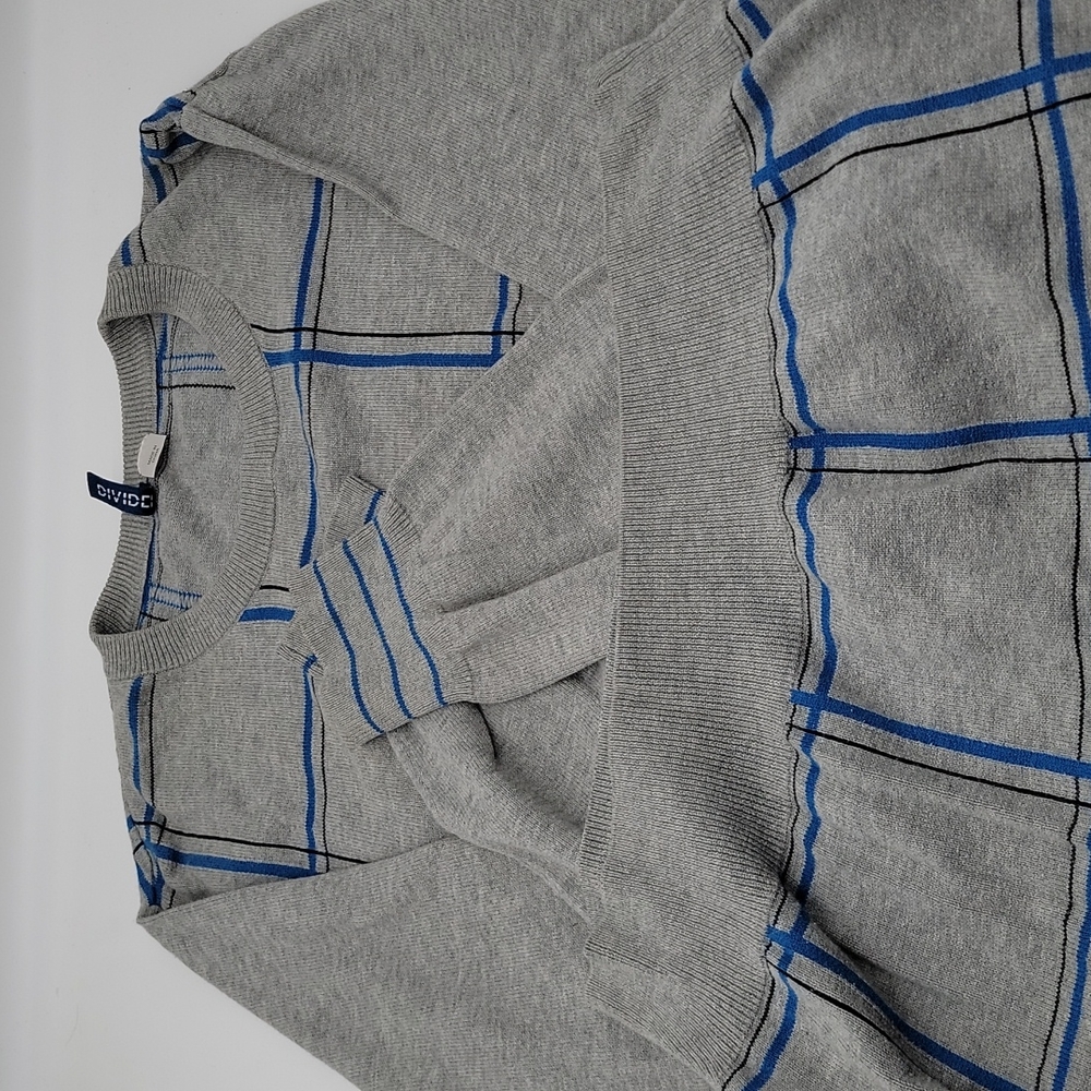 Divided H&M Men's Gray and Blue Sweater Med